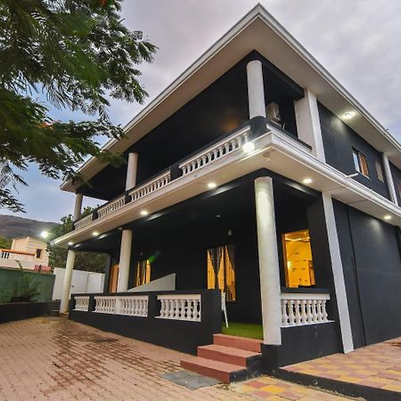 Black Stone Villa Karli Exterior photo