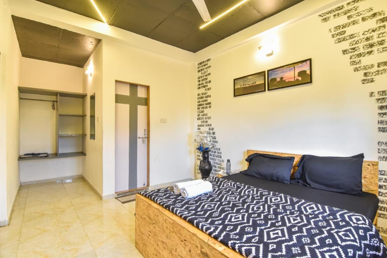 Black Stone Villa Karli Exterior photo