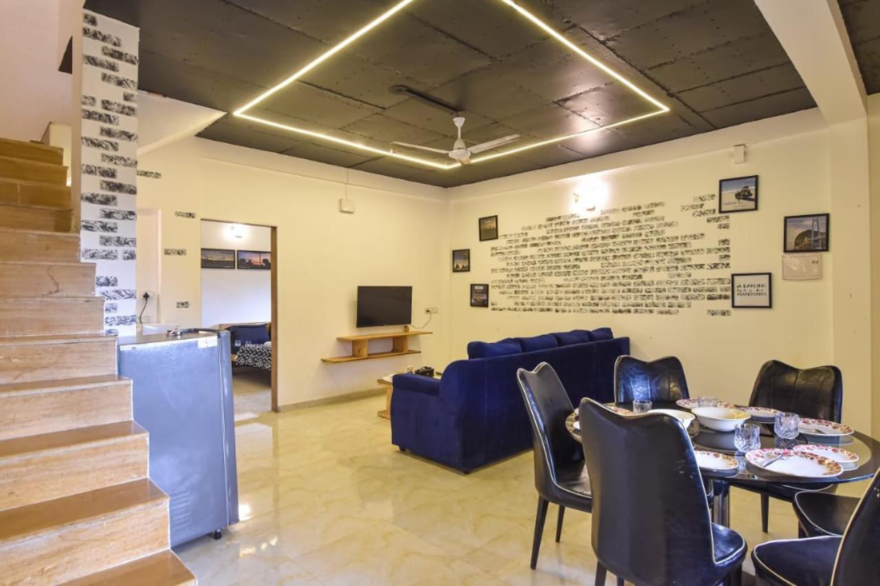 Black Stone Villa Karli Exterior photo
